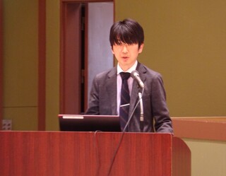鈴木幹大理財課長