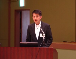 渡部達弥課長
